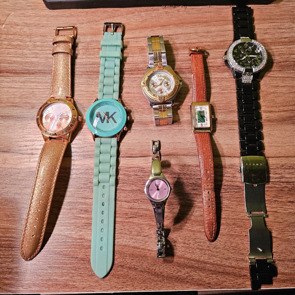 Guess‎ watches
